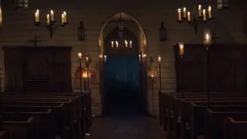 Backdrop for the TV series "Midnight Mass" #1394204
