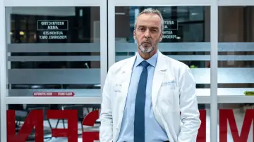 Backdrop for the TV series "Transplant" #1358733