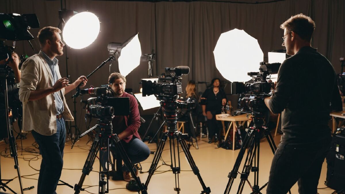 How to Read Credits and Find the Right Industry Contacts